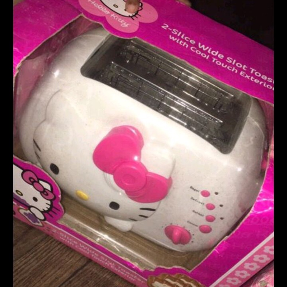 Hello kitty toaster